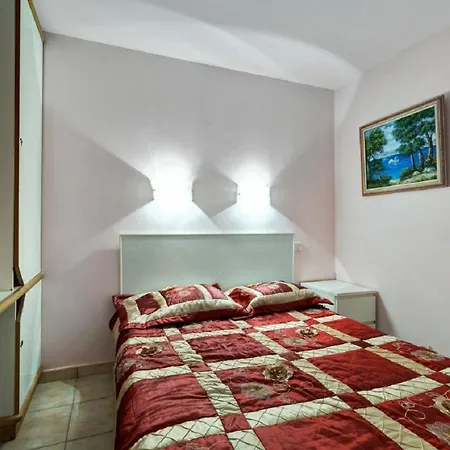 La Pinede - Maeva Apartament