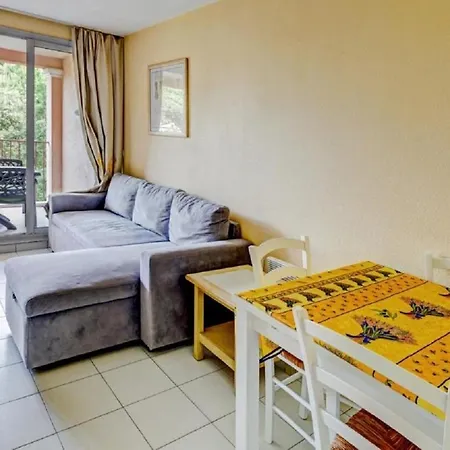 La Pinede - Maeva Apartament *