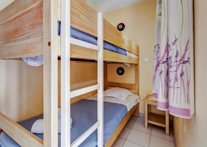 La Pinede - Maeva * Ιέρ